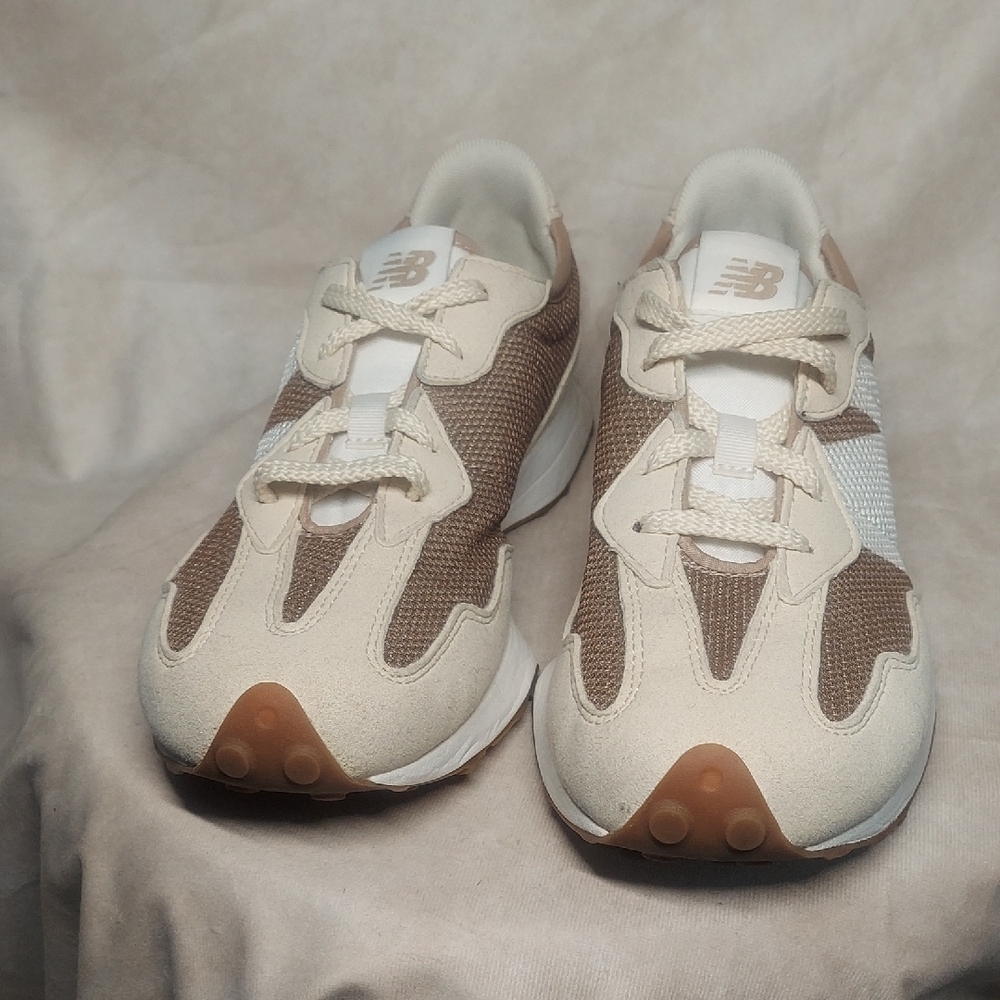 New Balance 327 "Bone/Mindful Grey" Unisex Sneakers - Men's 7 / Women's 9 - Picture 2 of 9